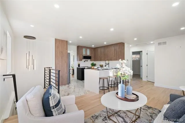3021 Locust Street Denver, CO 80207