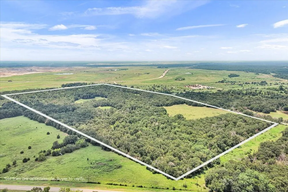 Lcr 732 Thornton, TX 76687
