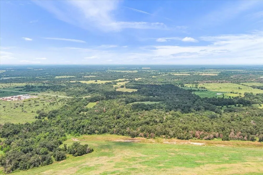 Lcr 732 Thornton, TX 76687