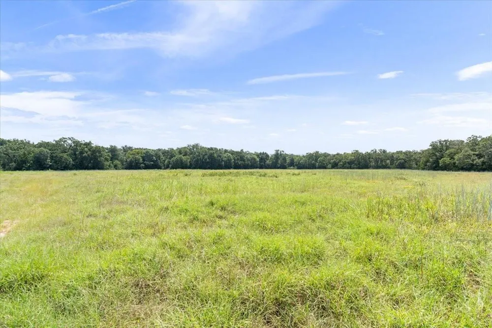 Lcr 732 Thornton, TX 76687