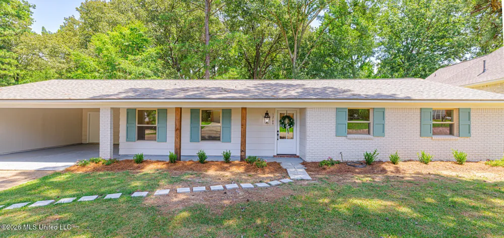 1209 Laurelwood Drive Clinton, MS 39056
