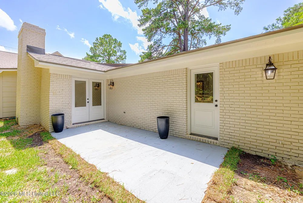 1209 Laurelwood Drive Clinton, MS 39056