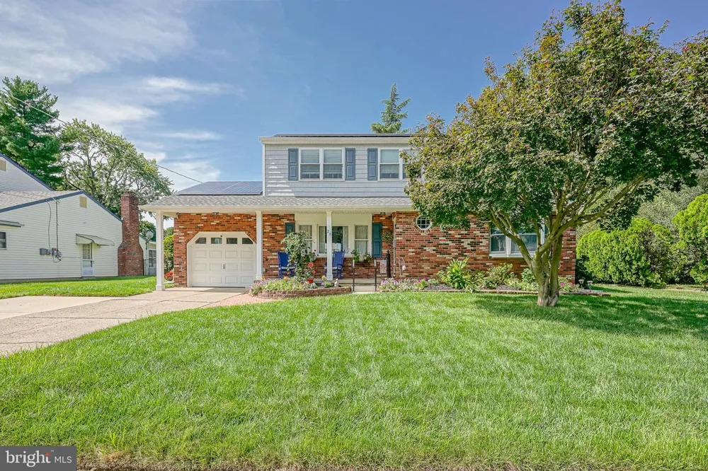 28 SPRINGLANE DRIVE Blackwood, NJ 08012