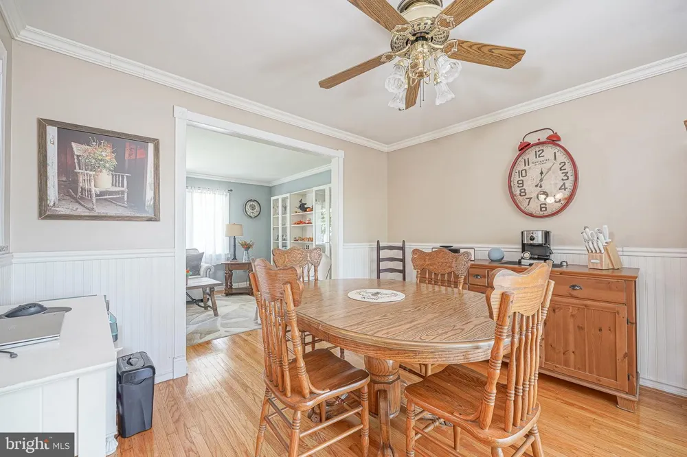 28 SPRINGLANE DRIVE Blackwood, NJ 08012