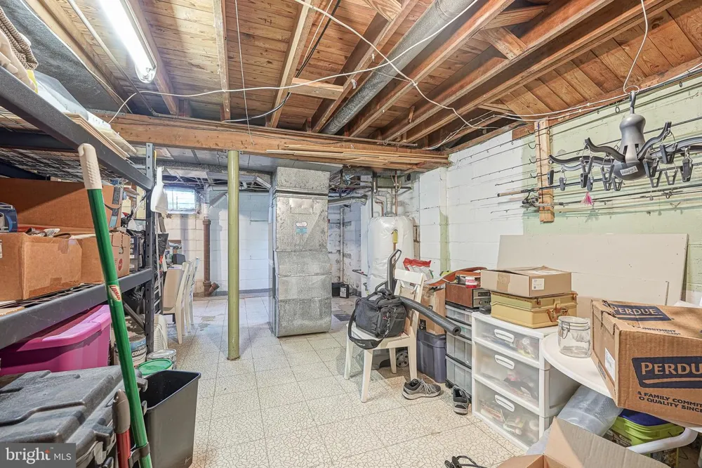 28 SPRINGLANE DRIVE Blackwood, NJ 08012