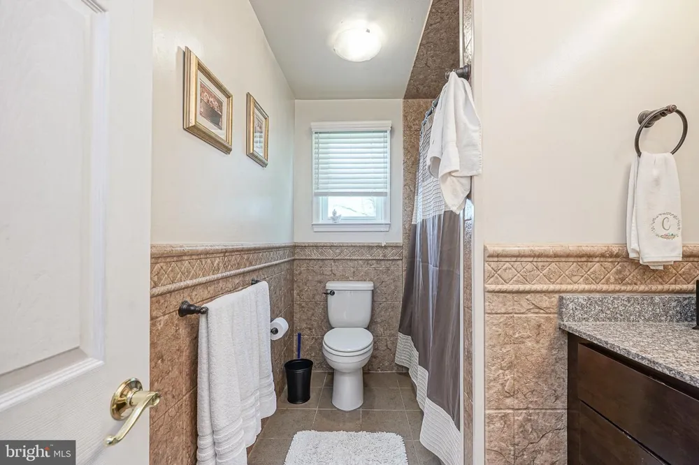 28 SPRINGLANE DRIVE Blackwood, NJ 08012