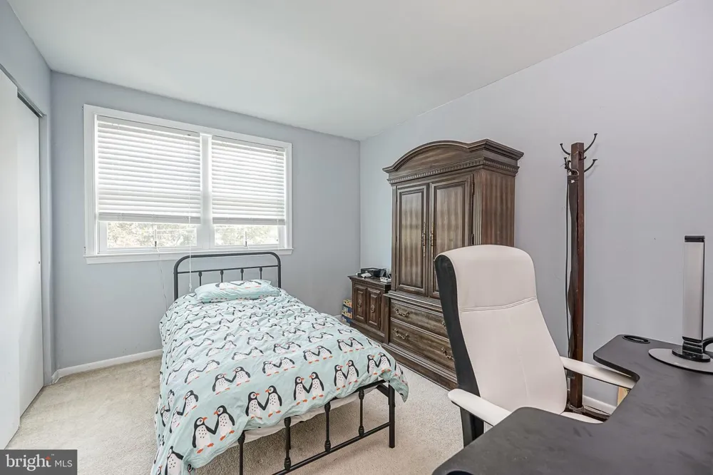 28 SPRINGLANE DRIVE Blackwood, NJ 08012