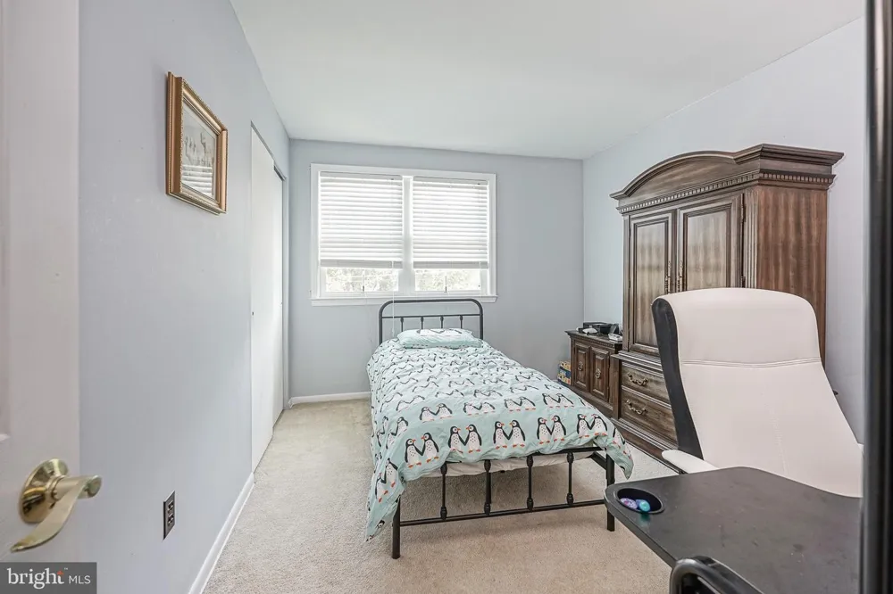 28 SPRINGLANE DRIVE Blackwood, NJ 08012