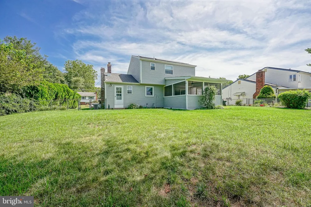28 SPRINGLANE DRIVE Blackwood, NJ 08012
