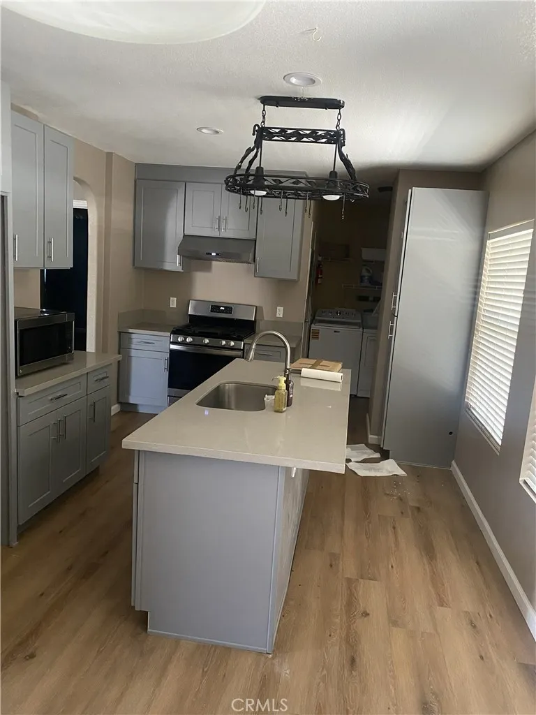 1155 S Riverside Drive #76 Rialto, CA 92376