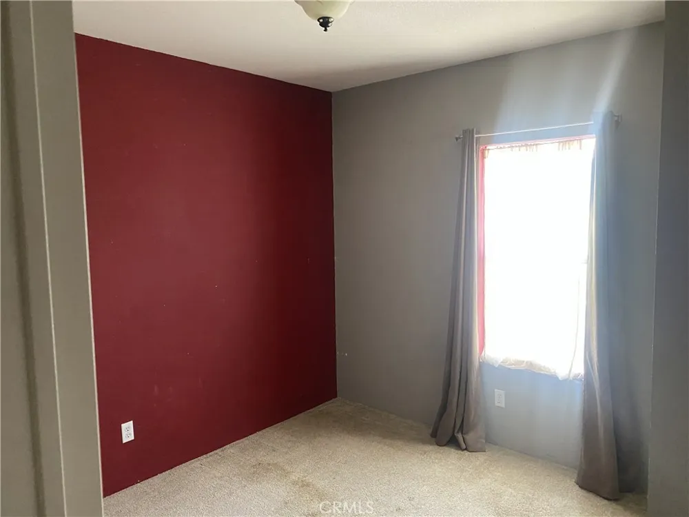 1155 S Riverside Drive #76 Rialto, CA 92376