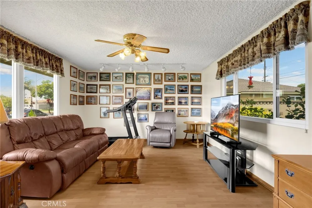 19322 Wadley Carson, CA 90746
