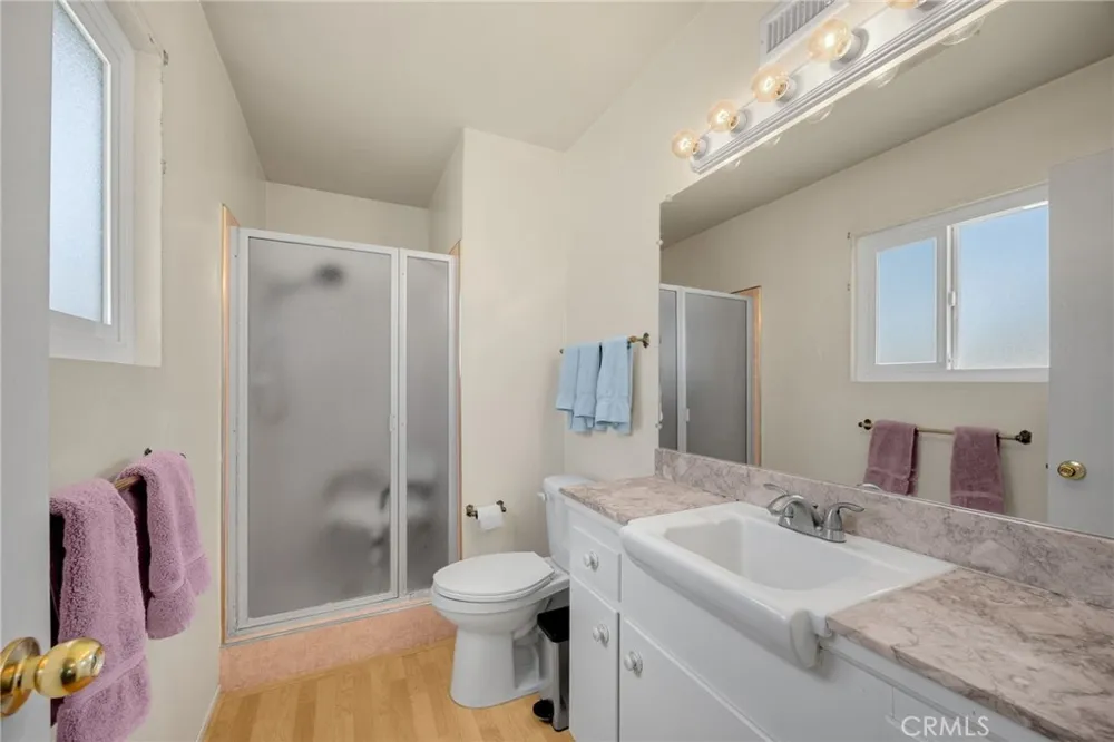 19322 Wadley Carson, CA 90746