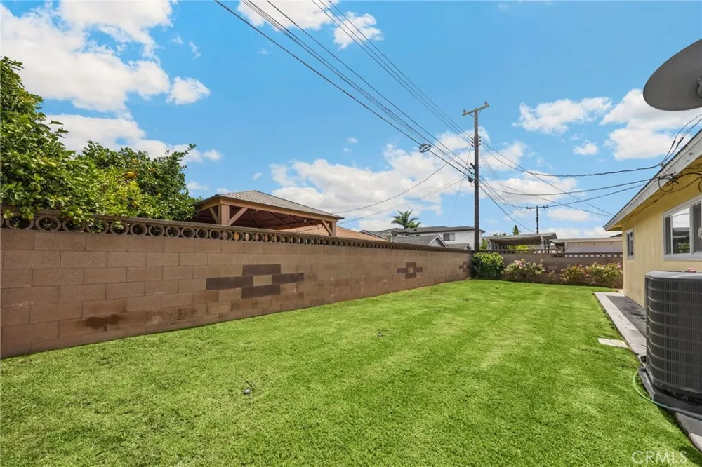 19322 Wadley Carson, CA 90746