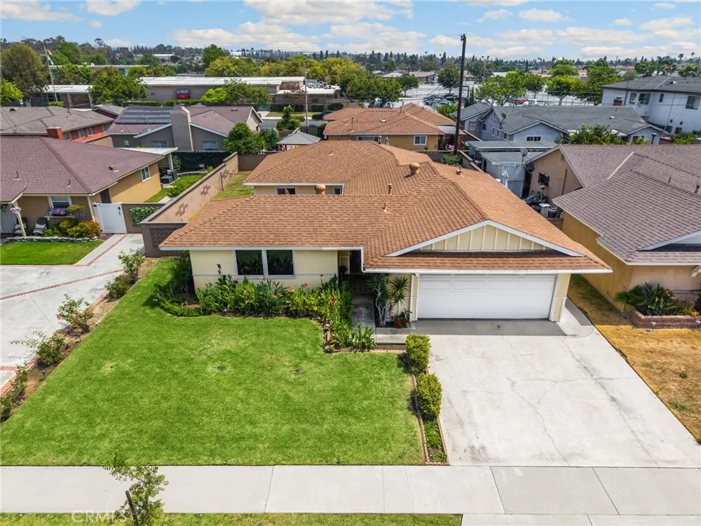 19322 Wadley Carson, CA 90746