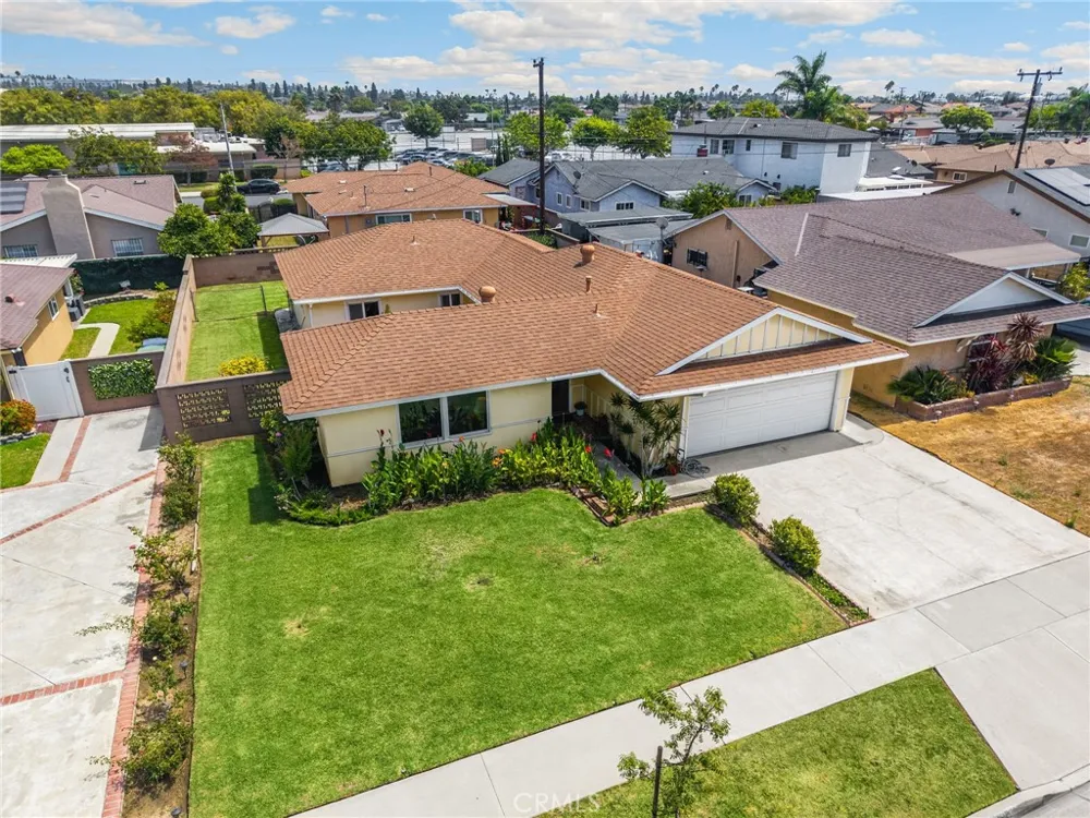 19322 Wadley Carson, CA 90746