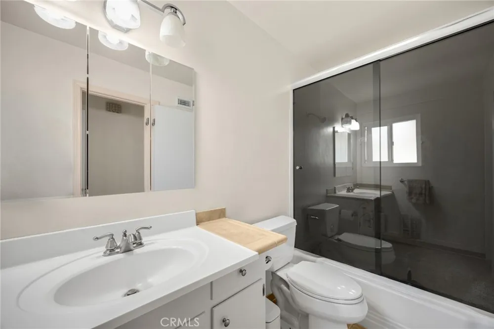 19322 Wadley Carson, CA 90746
