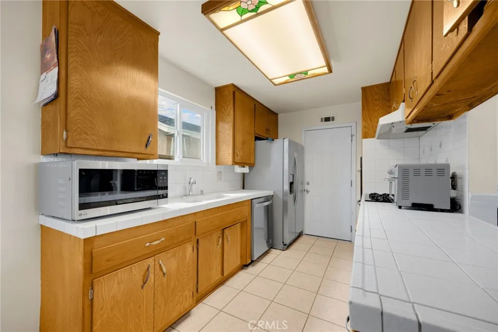 19322 Wadley Carson, CA 90746