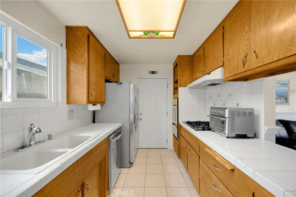 19322 Wadley Carson, CA 90746