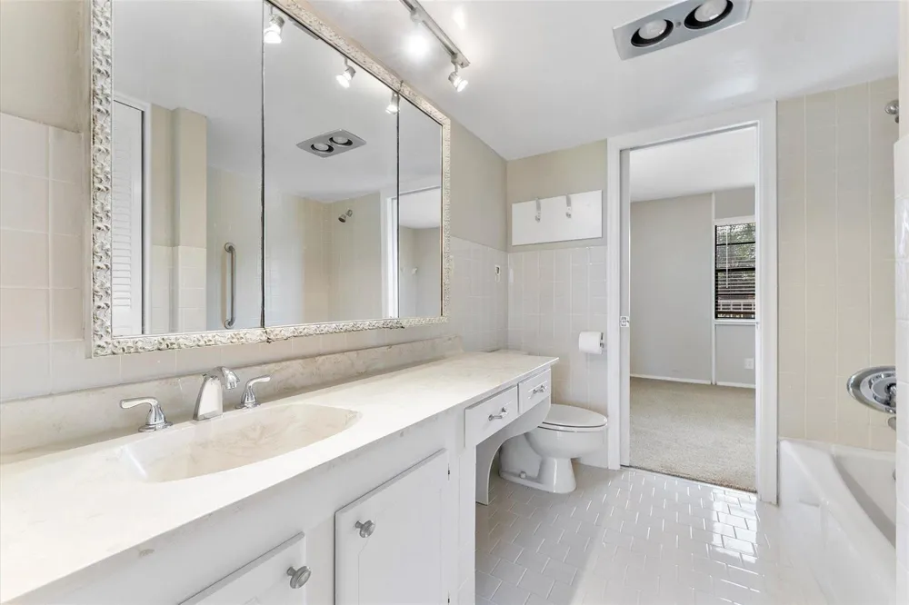 501 SW 11th Place #418 Boca Raton, FL 33432