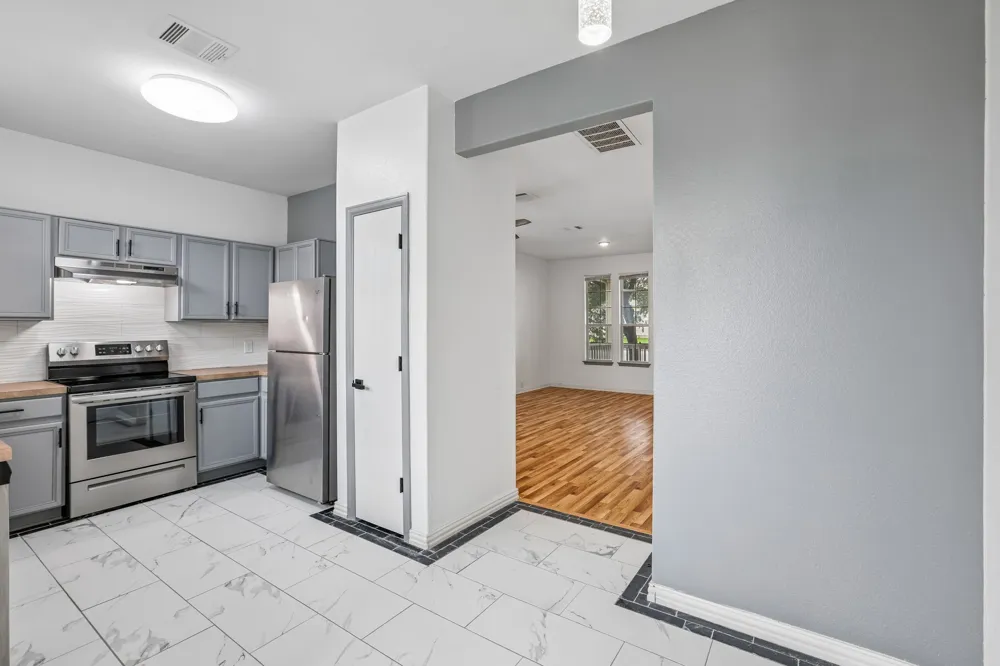 18736 Imperial Eagle Lane Elgin, TX 78621