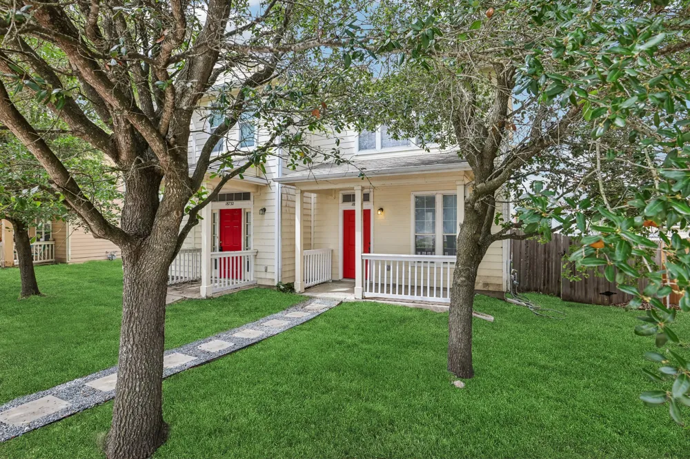 18736 Imperial Eagle Lane Elgin, TX 78621