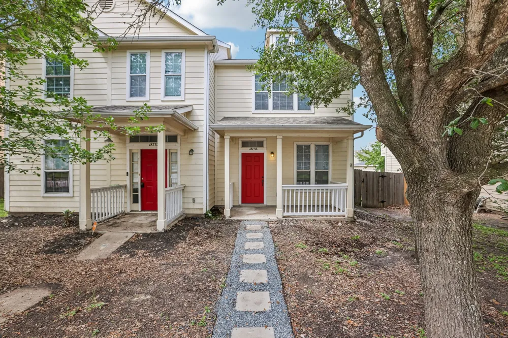 18736 Imperial Eagle Lane Elgin, TX 78621