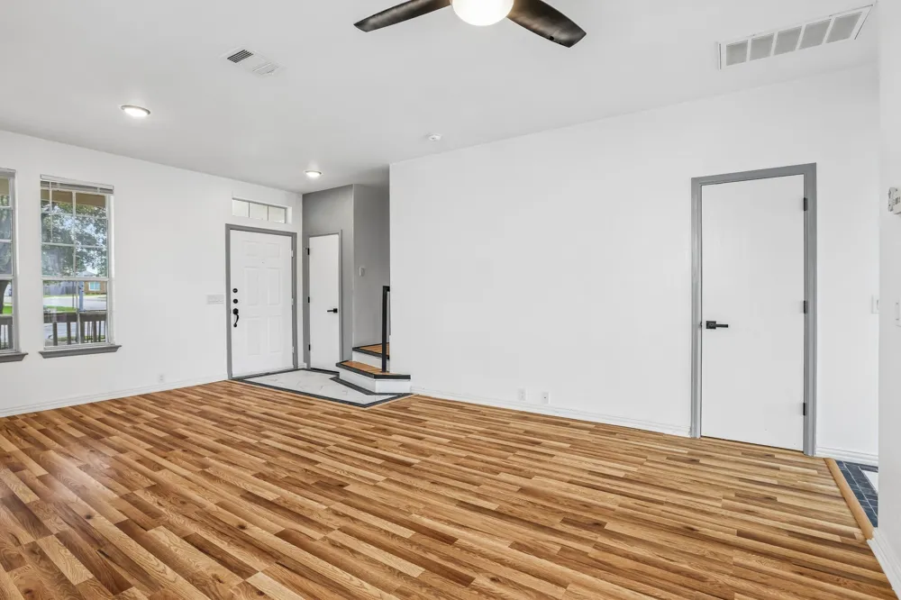 18736 Imperial Eagle Lane Elgin, TX 78621