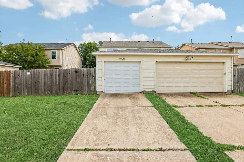 18736 Imperial Eagle Lane Elgin, TX 78621