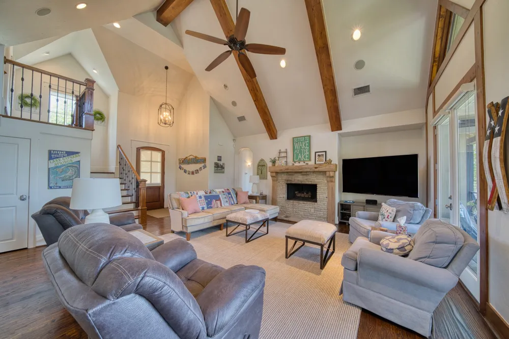 80 lampasas Court Scroggins, TX 75480