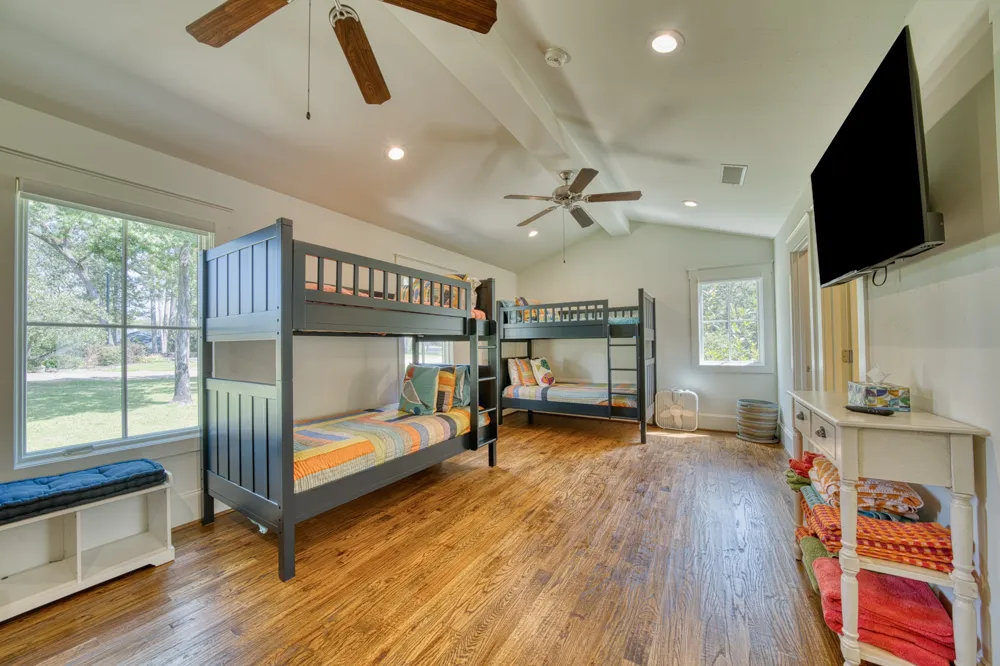 80 lampasas Court Scroggins, TX 75480