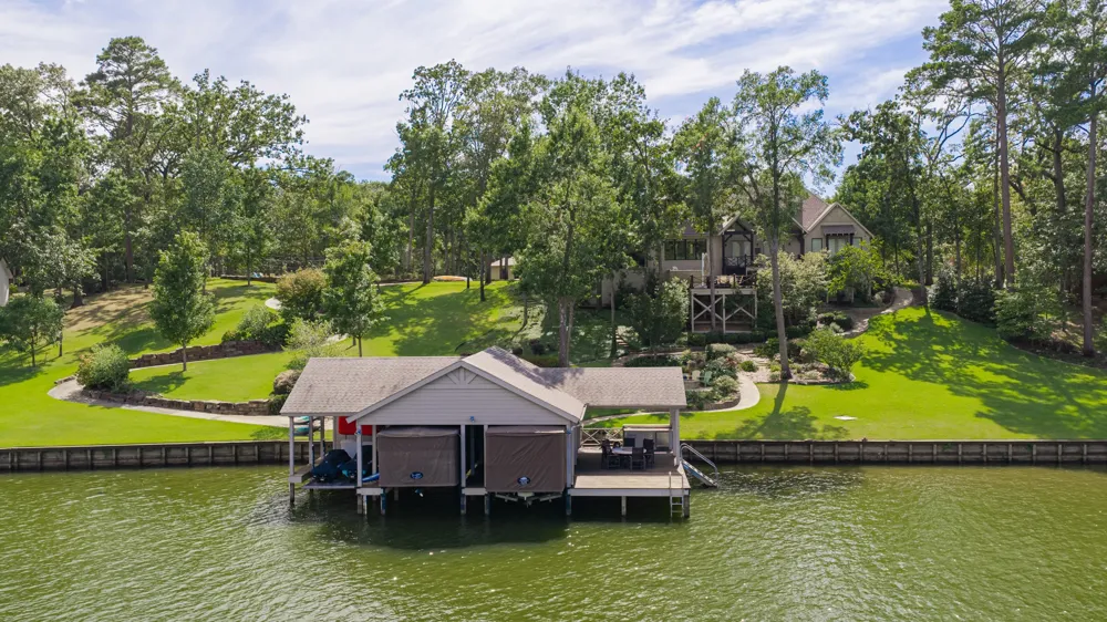 80 lampasas Court Scroggins, TX 75480