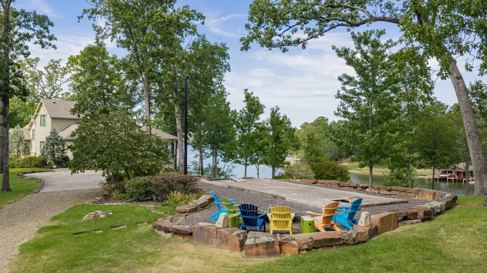 80 lampasas Court Scroggins, TX 75480