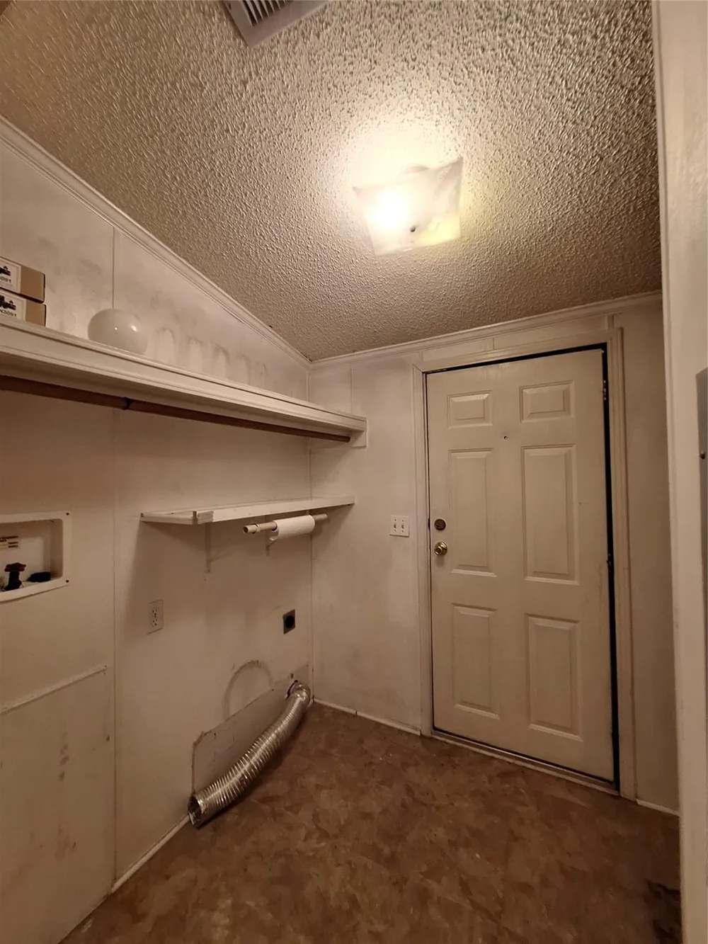 119 County Road 4534 Dayton, TX 77535