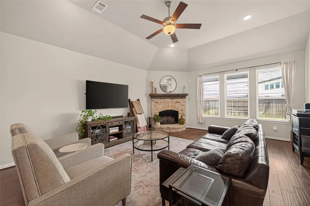 6034 Painted Rock Trail Richmond, TX 77407