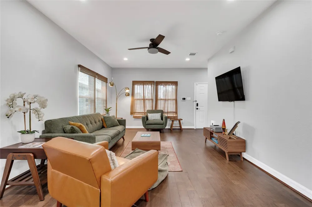 5618 Avenue M Galveston, TX 77551