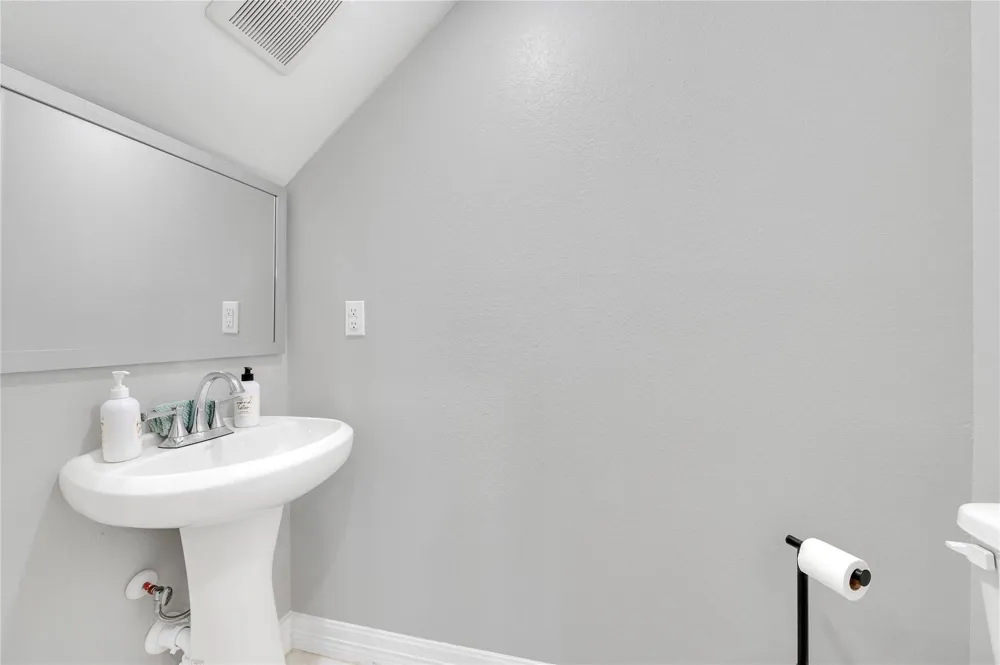 5618 Avenue M Galveston, TX 77551