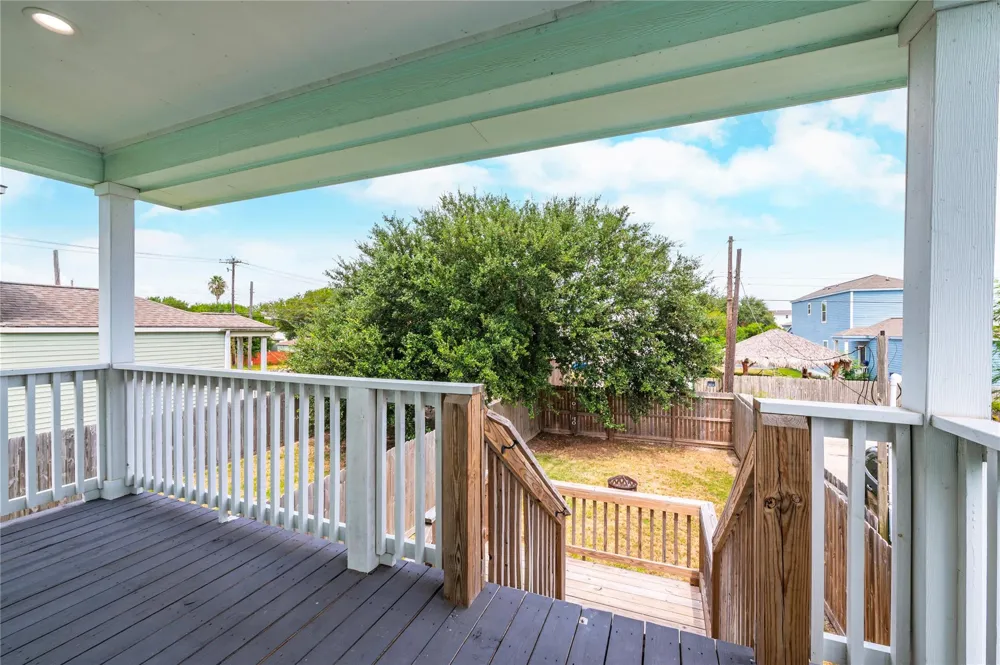 5618 Avenue M Galveston, TX 77551