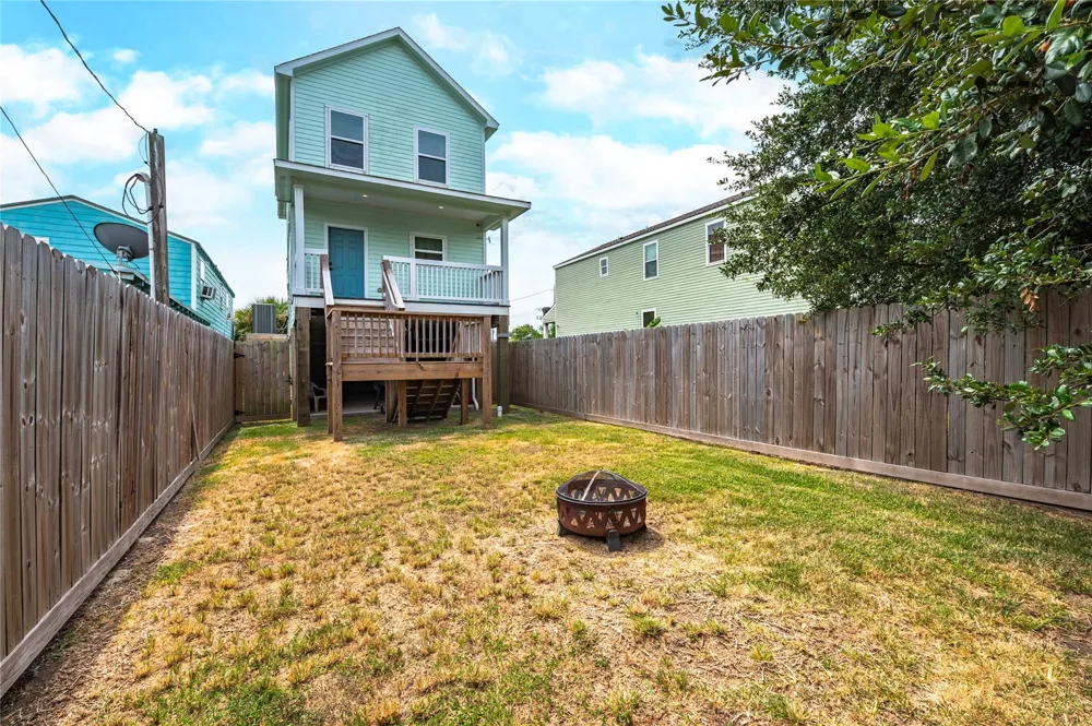 5618 Avenue M Galveston, TX 77551