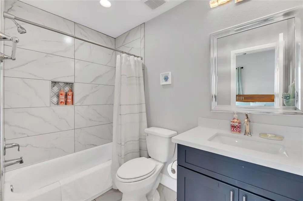 5618 Avenue M Galveston, TX 77551