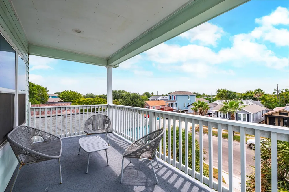 5618 Avenue M Galveston, TX 77551