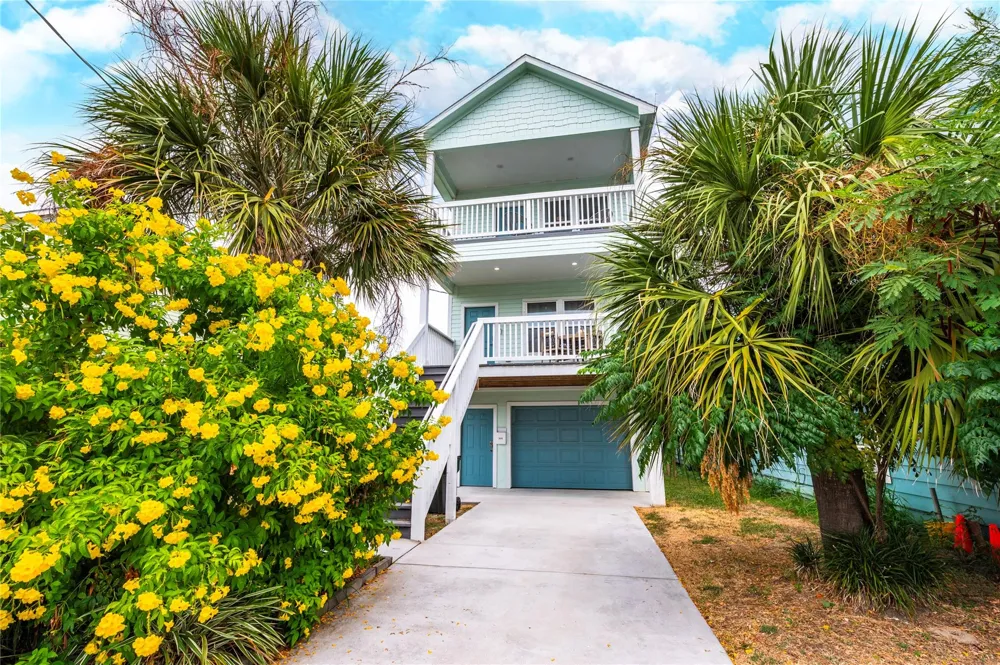 5618 Avenue M Galveston, TX 77551