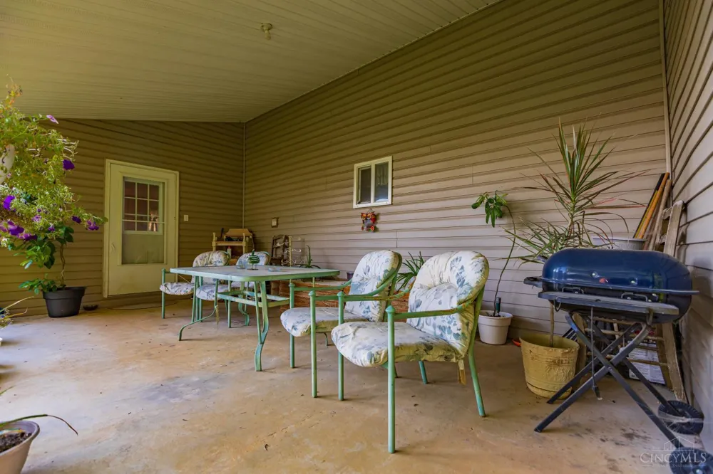 187 Vine Street Peebles, OH 45660
