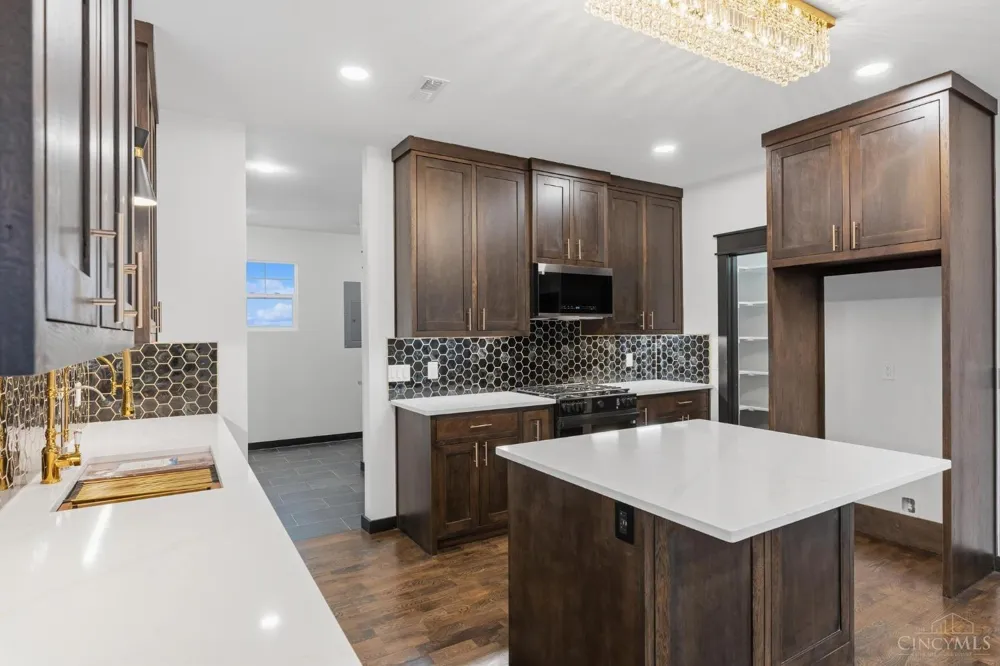 3509 S St Rt 72 Wayne, OH 45169