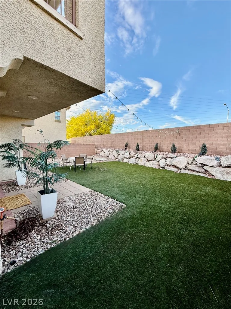 2476 Autumn Chase Lane Henderson, NV 89052