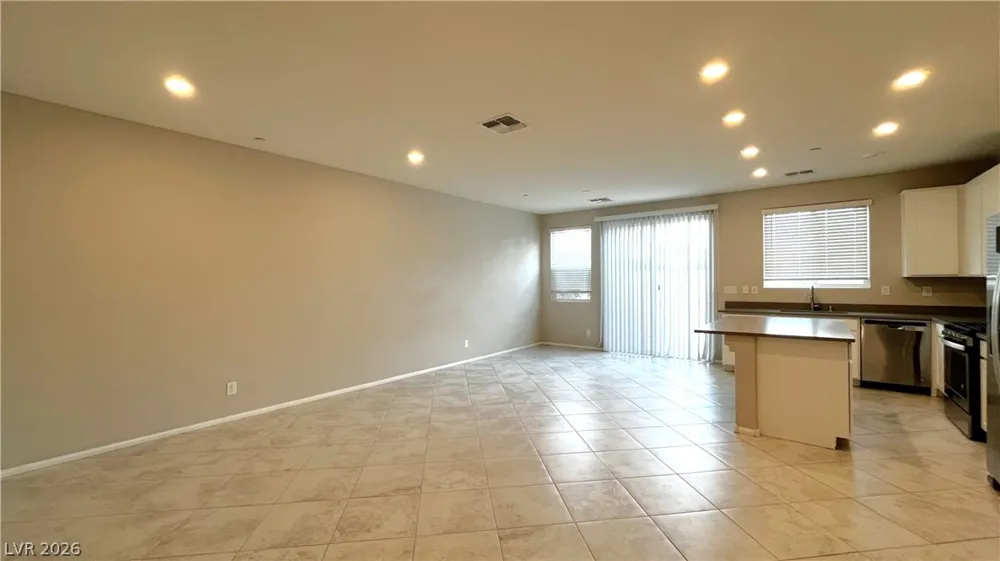 5392 Blustery Towns Avenue Las Vegas, NV 89118