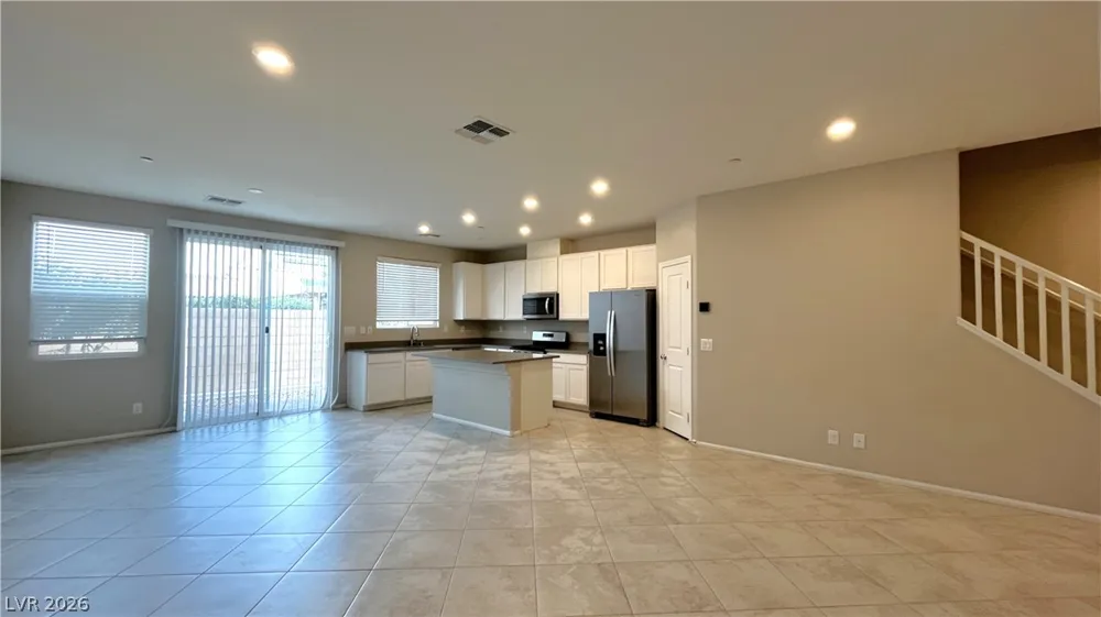 5392 Blustery Towns Avenue Las Vegas, NV 89118
