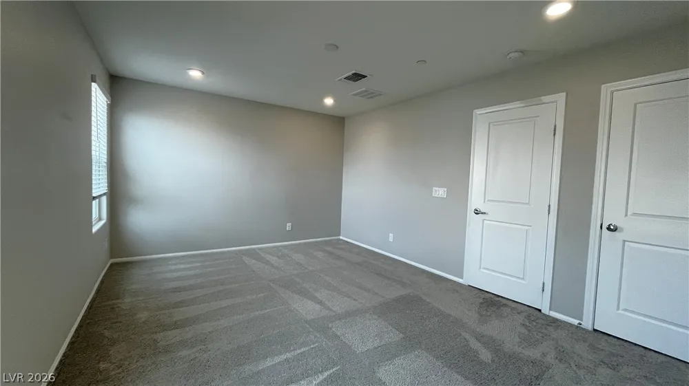 5392 Blustery Towns Avenue Las Vegas, NV 89118