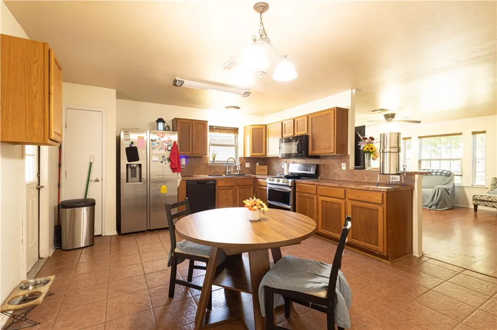 1220 Sacramento Portland, TX 78374