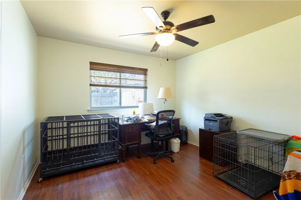 1220 Sacramento Portland, TX 78374